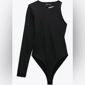 Zara asymmetrical one sleeve body suit size Medium